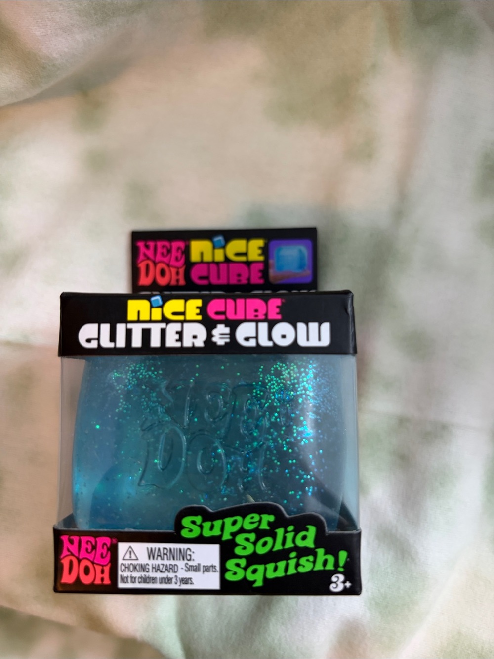 NeeDoh Nice Cube Glitter & Glow - blue Glitter Squish